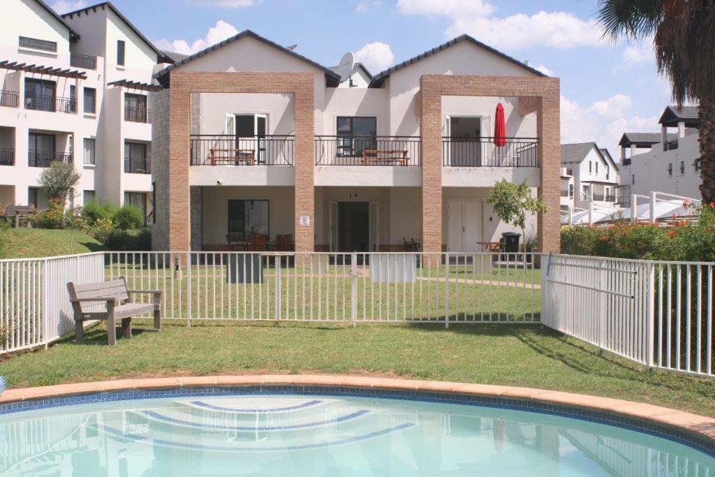 Classy And Cosy Apt - Dainfern Sandton Exterior foto